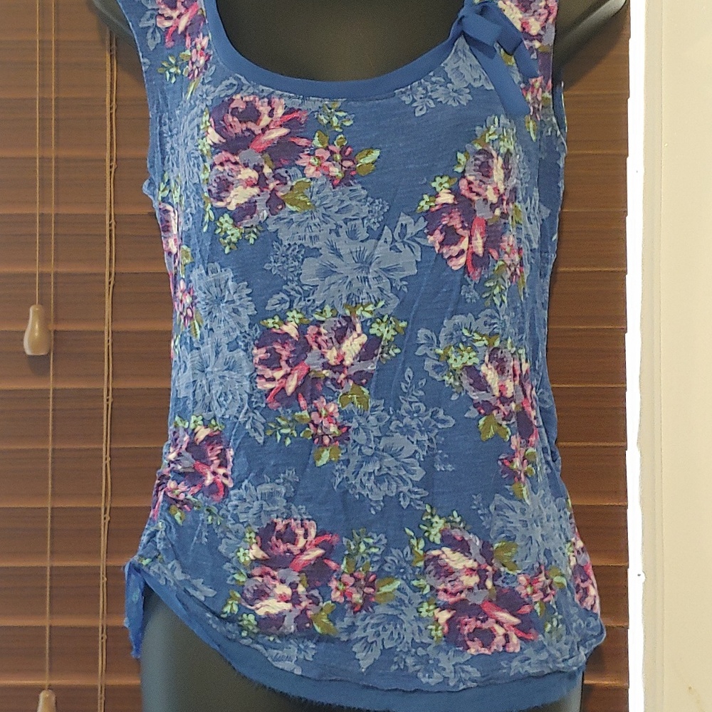 Asymmetrical See-Through Back Junior's Top